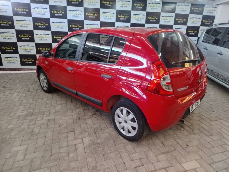 RENAULT - SANDERO - 2009/2009 - Vermelha - R$ 27.900,00