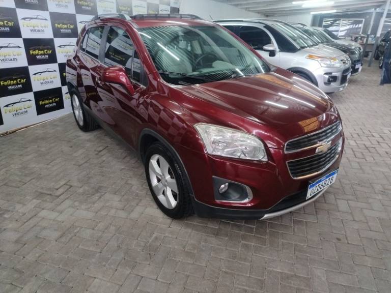 CHEVROLET - TRACKER - 2015/2015 - Vermelha - R$ 68.900,00