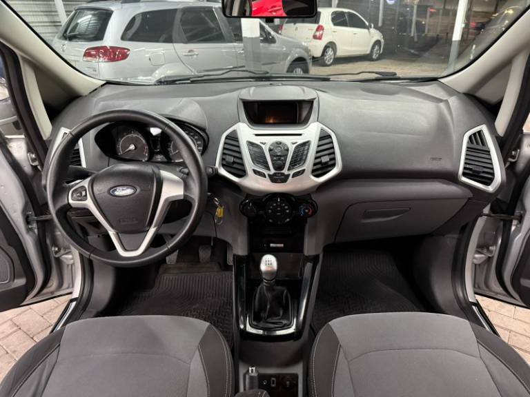 FORD - ECOSPORT - 2013/2013 - Prata - R$ 55.900,00