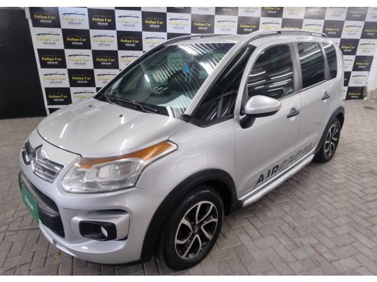 CITROËN - AIRCROSS - 2013/2013 - Prata - R$ 35.900,00