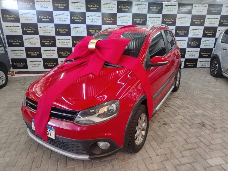 VOLKSWAGEN - CROSSFOX - 2013/2013 - Vermelha - R$ 42.900,00
