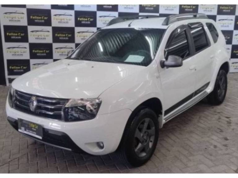 RENAULT - DUSTER - 2015/2015 - Branca - R$ 54.900,00