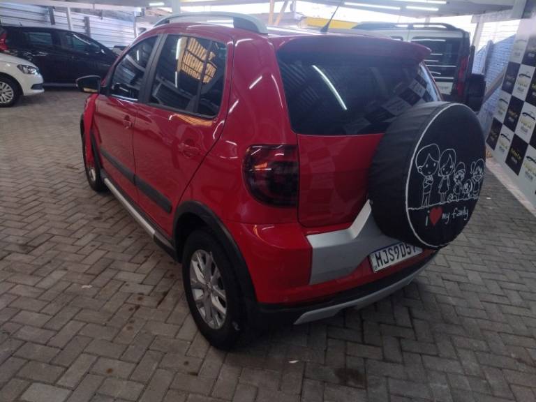 VOLKSWAGEN - CROSSFOX - 2013/2013 - Vermelha - R$ 42.900,00