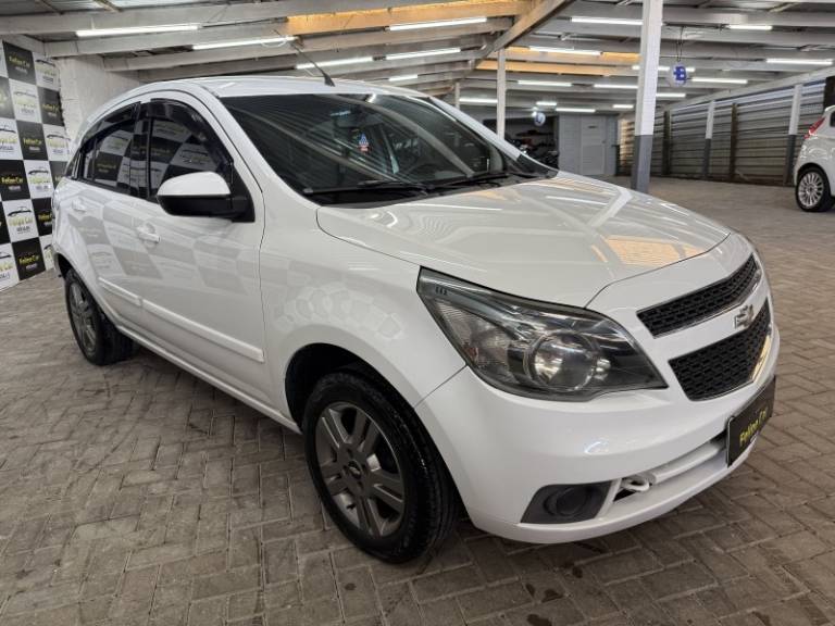 CHEVROLET - AGILE - 2013/2013 - Branca - R$ 37.900,00