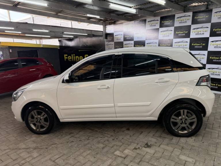 CHEVROLET - AGILE - 2013/2013 - Branca - R$ 37.900,00