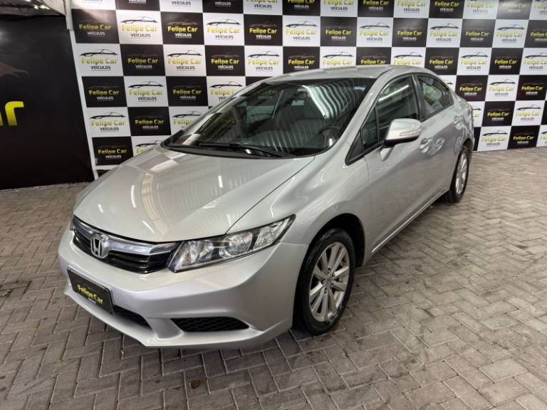 HONDA - CIVIC - 2013/2013 - Prata - R$ 65.900,00
