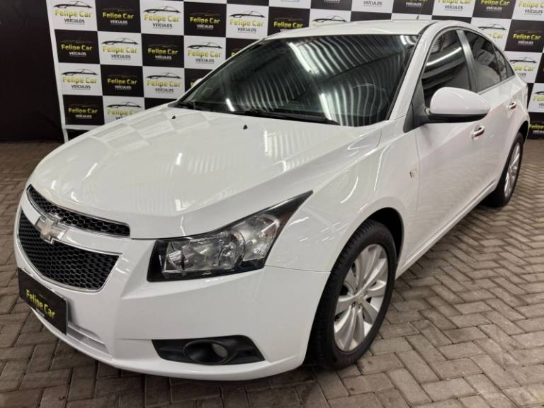 CHEVROLET - CRUZE - 2013/2013 - Branca - R$ 58.900,00