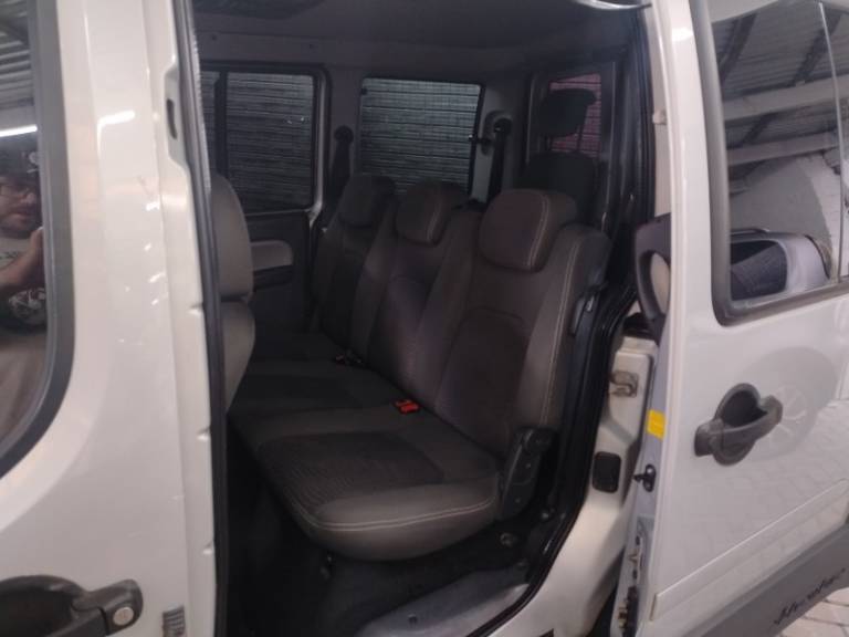 FIAT - DOBLÓ - 2012/2012 - Prata - R$ 44.900,00