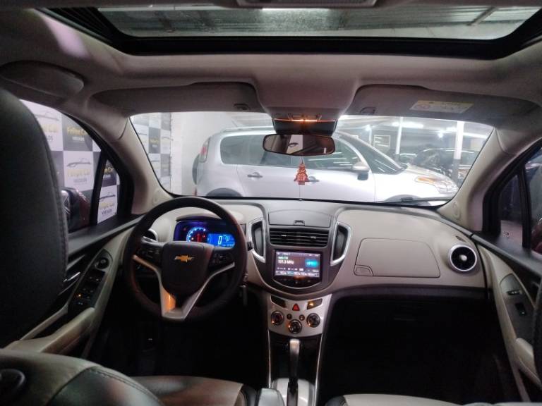 CHEVROLET - TRACKER - 2015/2015 - Vermelha - R$ 68.900,00
