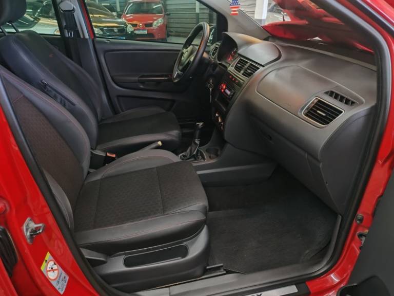 VOLKSWAGEN - CROSSFOX - 2013/2013 - Vermelha - R$ 42.900,00