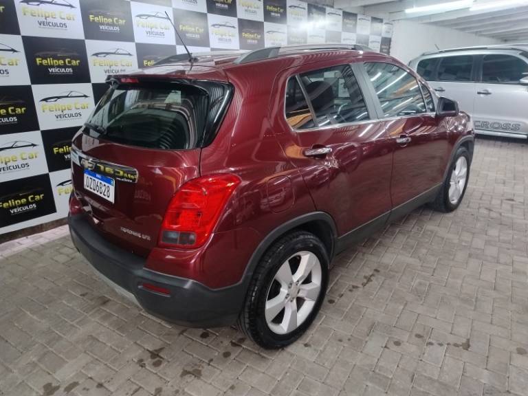 CHEVROLET - TRACKER - 2015/2015 - Vermelha - R$ 68.900,00