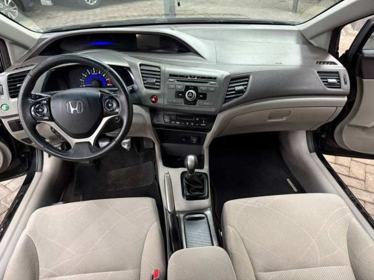 HONDA - CIVIC - 2014/2014 - Preta - R$ 64.900,00