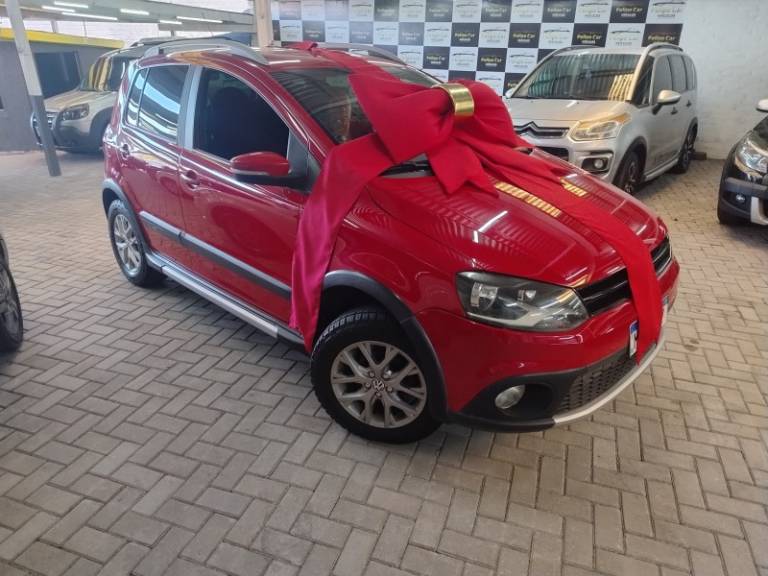 VOLKSWAGEN - CROSSFOX - 2013/2013 - Vermelha - R$ 42.900,00