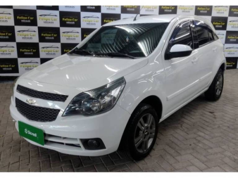 CHEVROLET - AGILE - 2013/2013 - Branca - R$ 37.900,00