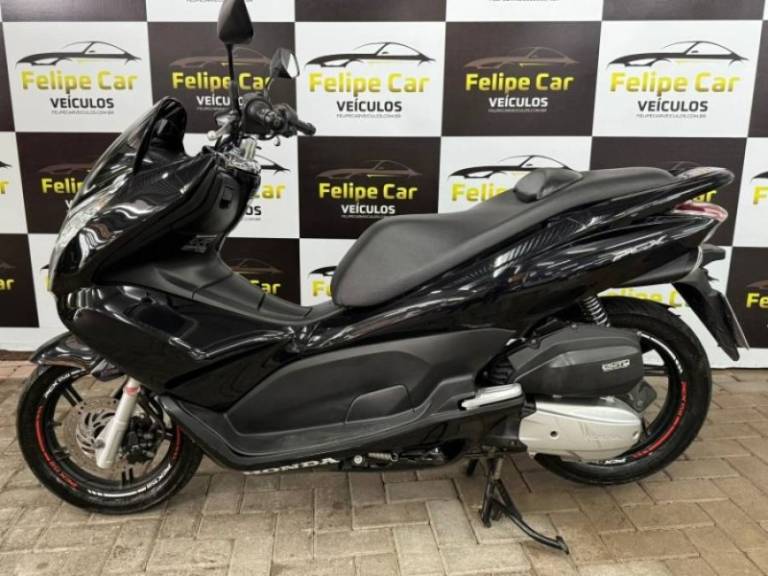 HONDA - PCX - 2015/2015 - Preta - R$ 12.900,00